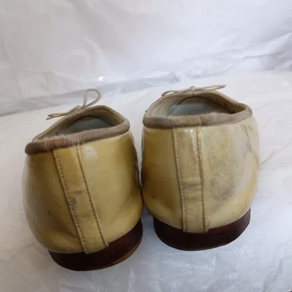 Chanel ballet flats cap toe size 37.5 patent